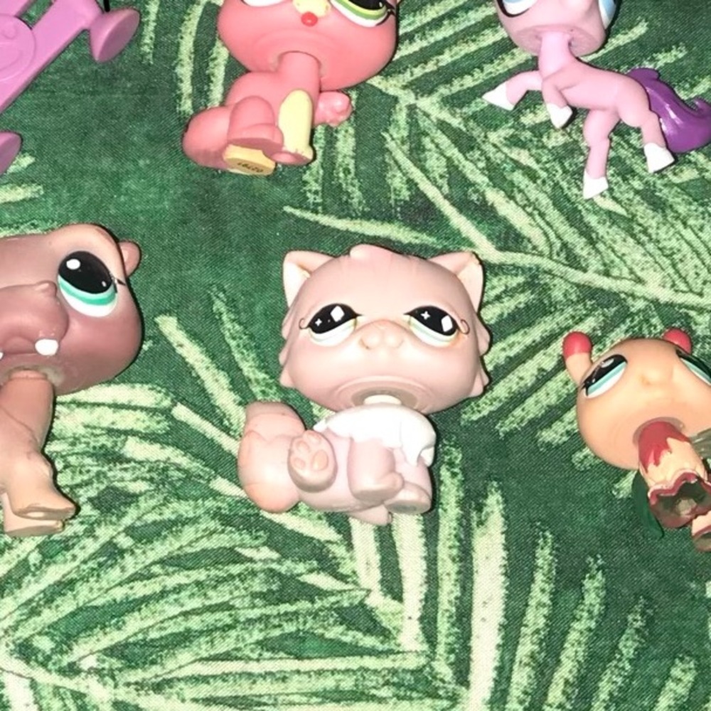 Hasbro Littlest Pet Shop Bundle Lot